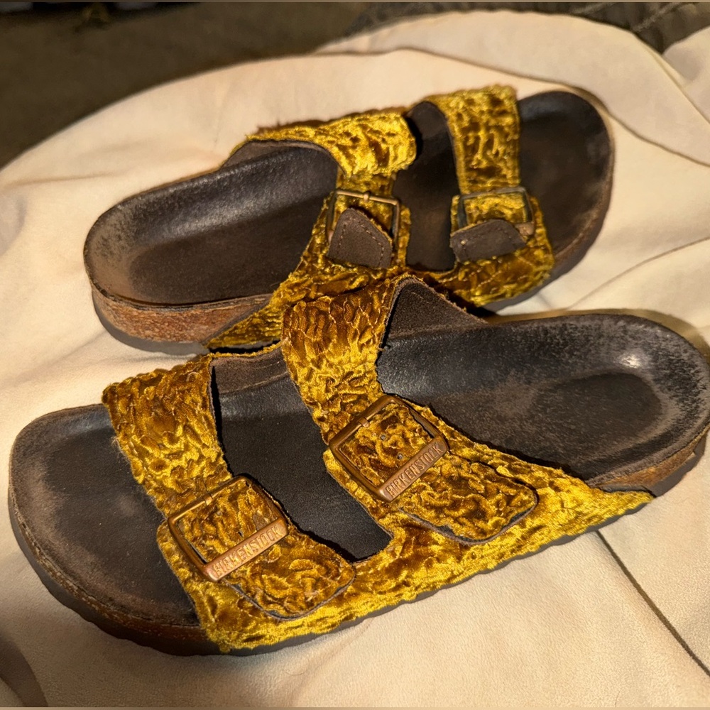 Birkenstock “Persian Gold” Vintage Sandals